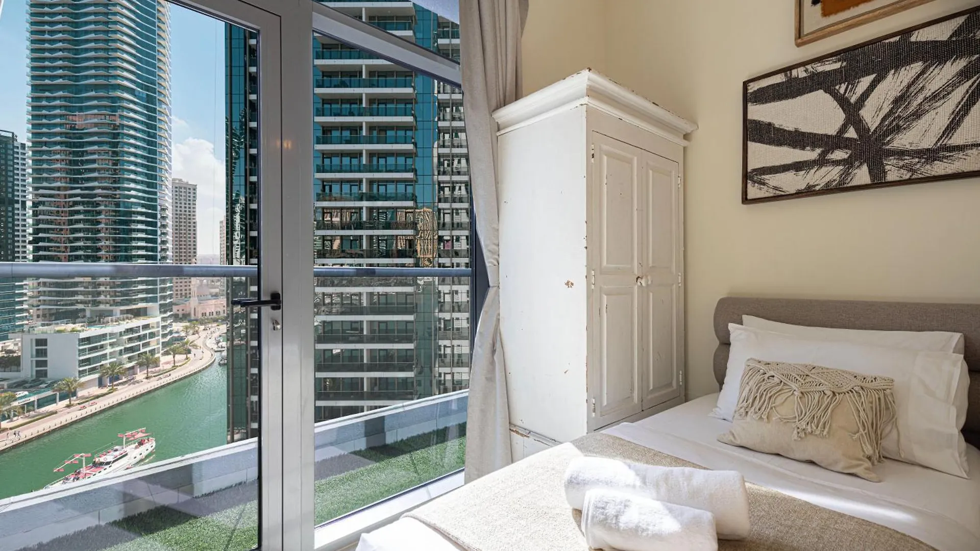 Stylish 3 Bedrooms Boho-Style Home Dubai